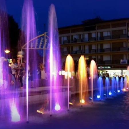 A Lovely Modern Flat A Stone Throw From The Sea Apartman