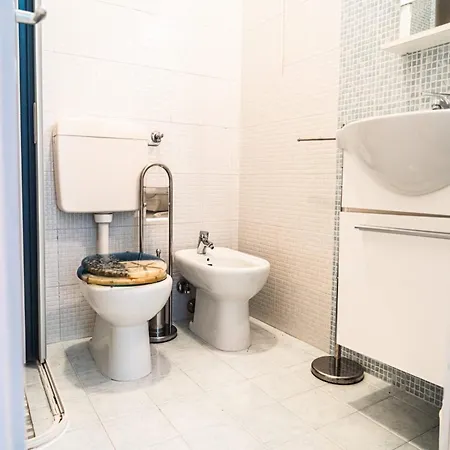 A Lovely Modern Flat A Stone Throw From The Sea Appartement *